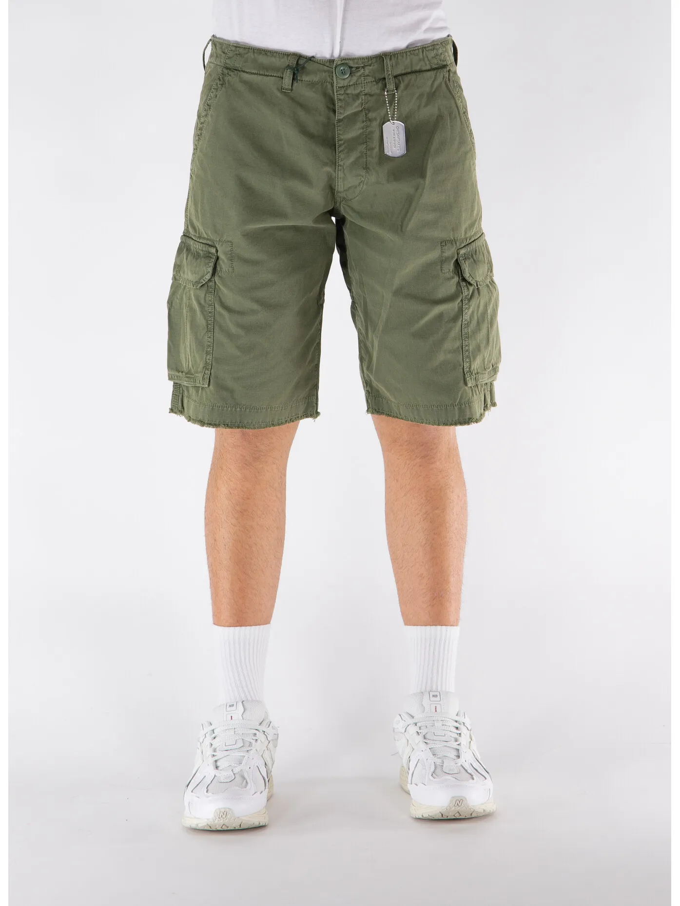     -CHESAPEAKES    -SHORTS CARGO BARRAS-