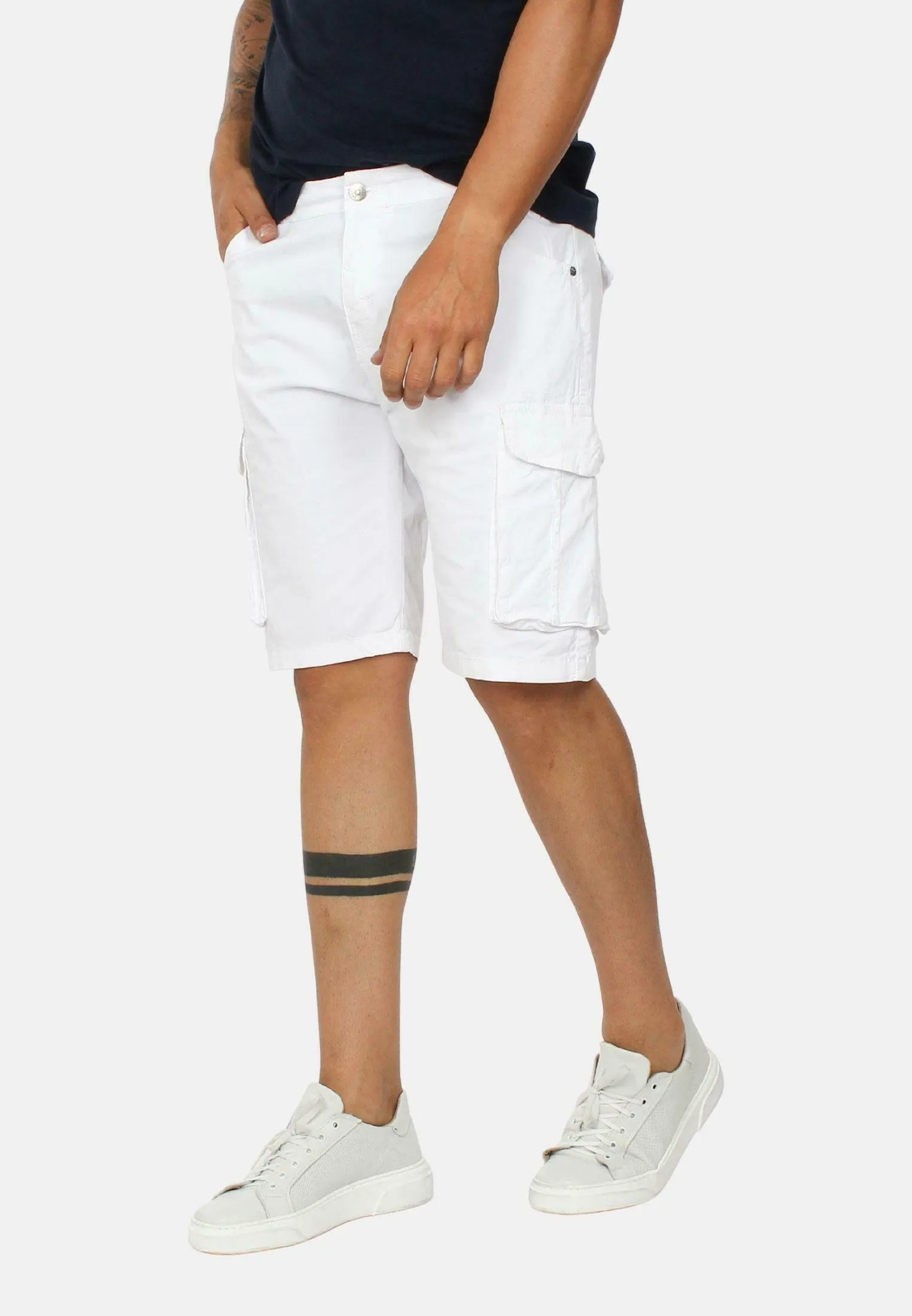 BERMUDA CARGO - Shorts