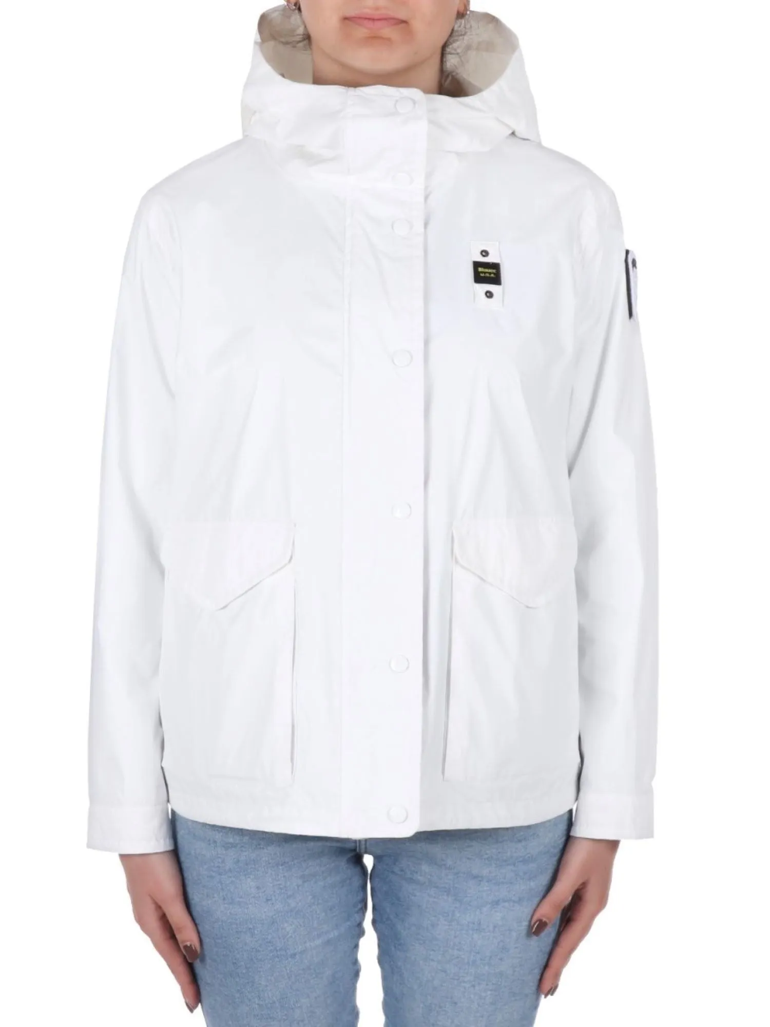 Blauer giubbino leggero corto con cappuccio bianco