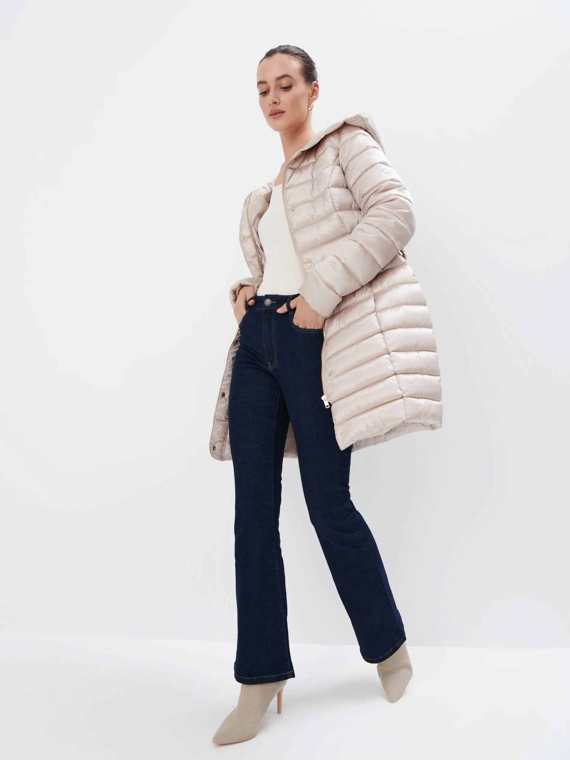 Cappotto trapuntato con cappuccio