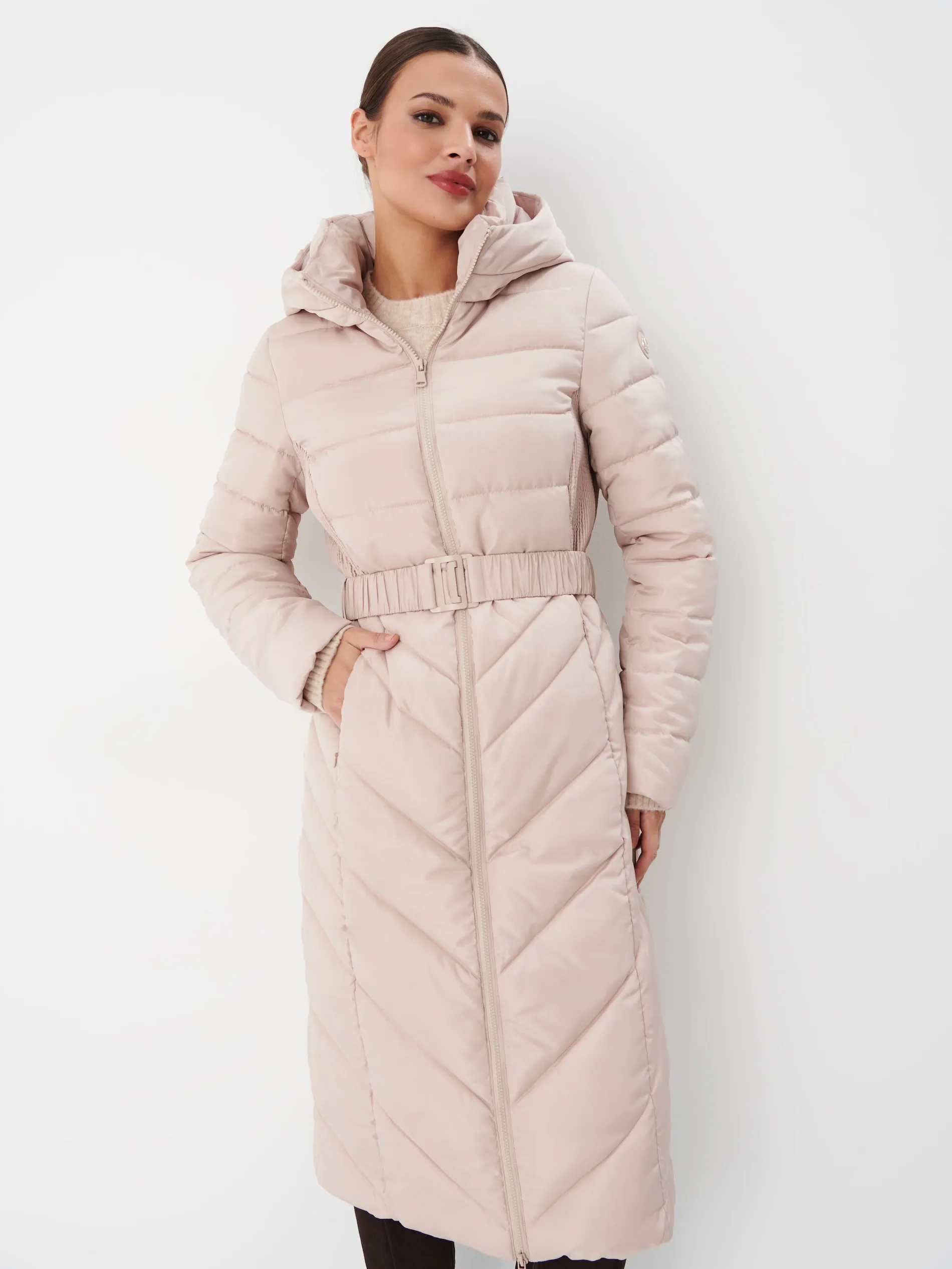 Cappotto trapuntato con cintura da allacciare in vita