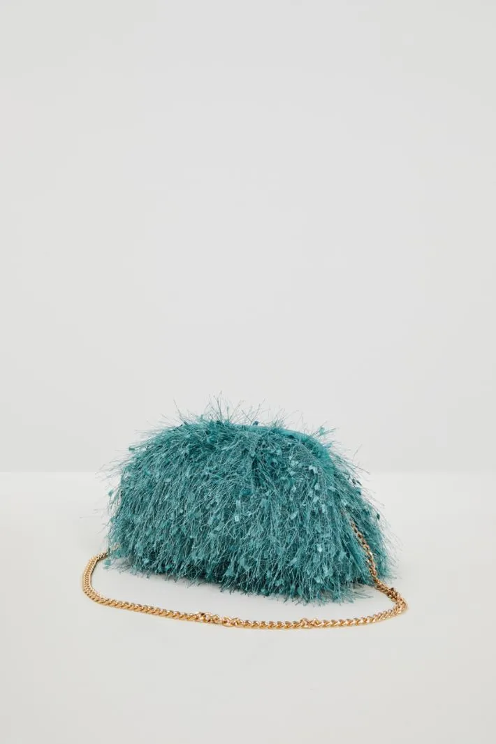 Clutch con piume
