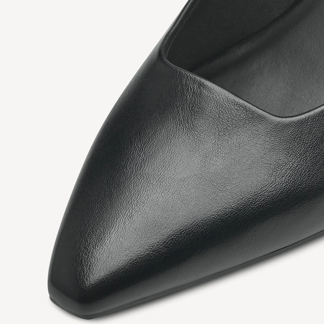 Décolleté Tamaris nero con tacco trasparente