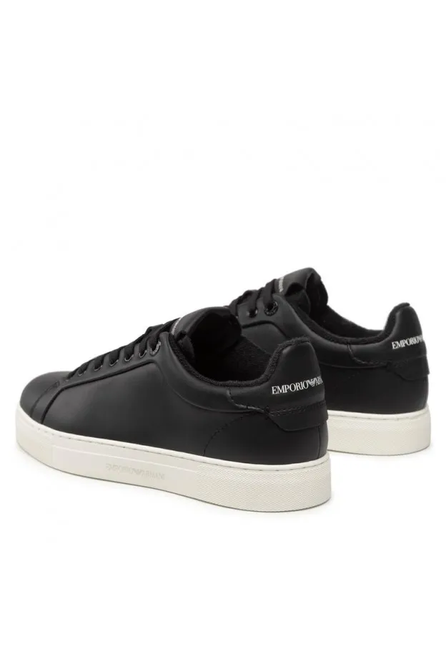   Emporio Armani     Emporio Armani Sneakers    