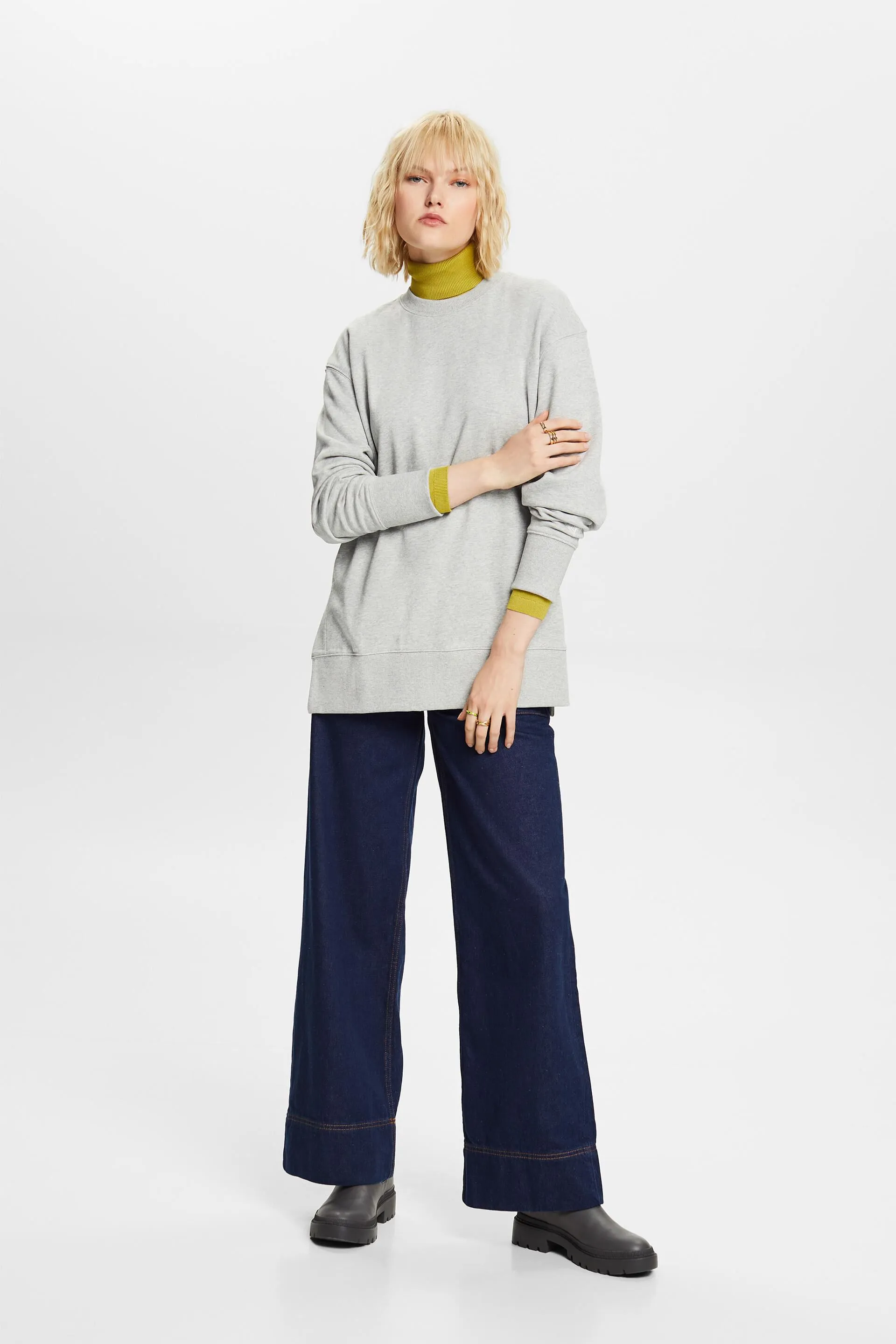 Felpa girocollo oversize con spacchetti sull’orlo