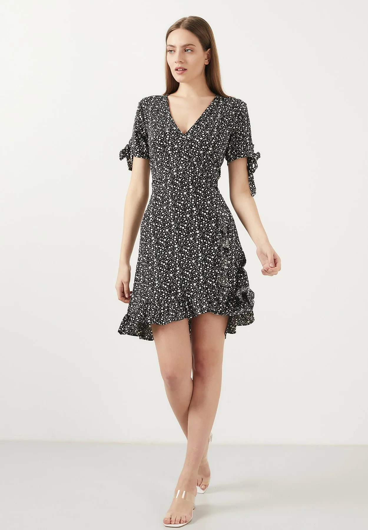 FLORAL V NECK RUFFLE DETAIL MINI  - Vestito estivo