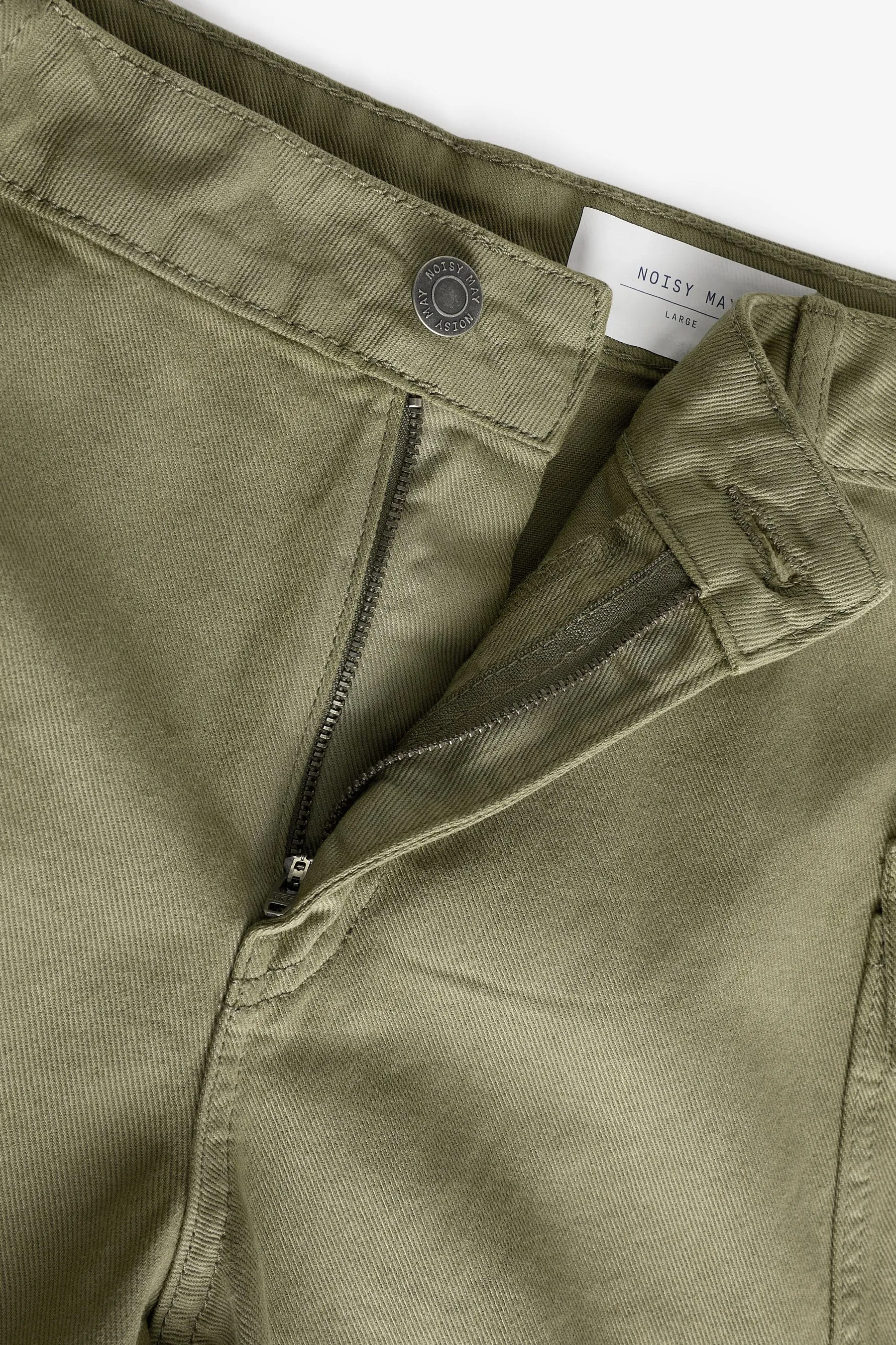 NOISY MAY - Mom shorts con Denim cargo