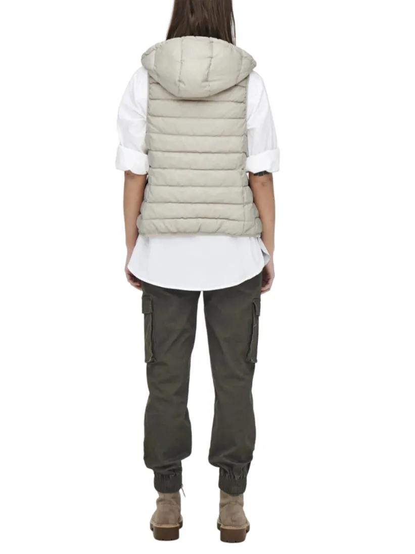 Only gilet imbottito con cappuccio beige