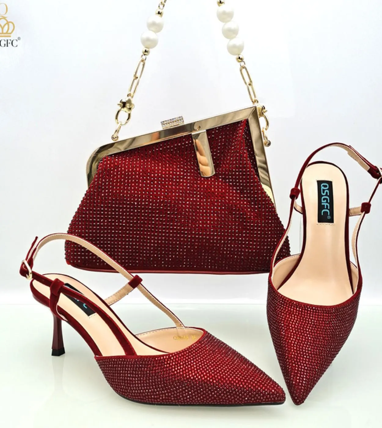 Qsgfc 2023 Design italiano Argento Borsa moda di grande capacità Nigeria Borsa a tracolla da donna e cinturino Tacchi alti Commu