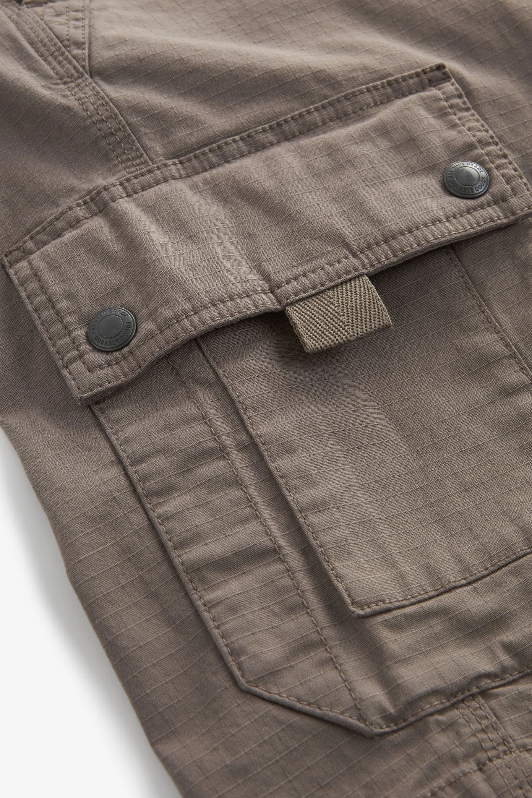 Shorts cargo con cintura