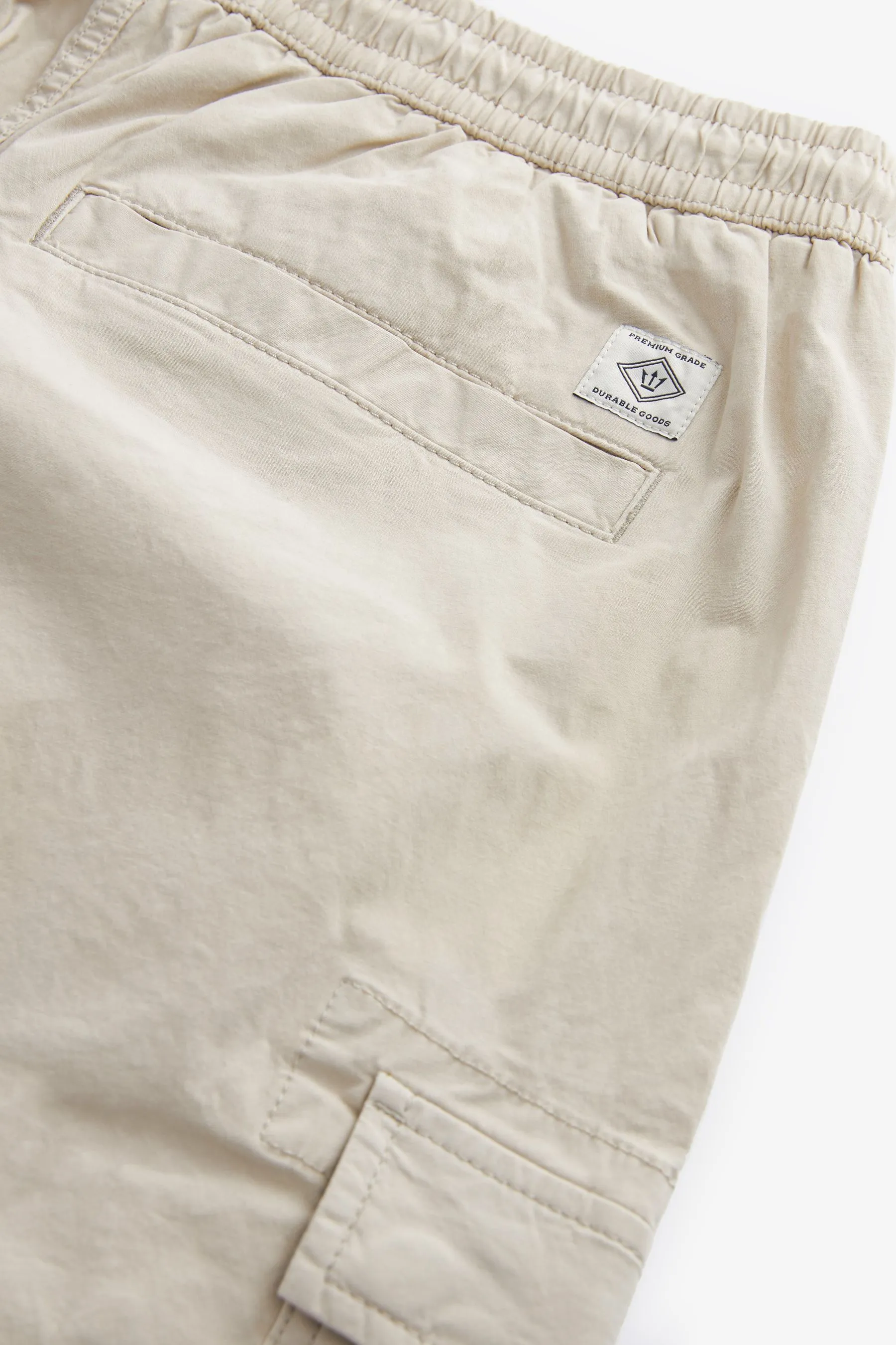 Shorts cargo con coulisse in vita