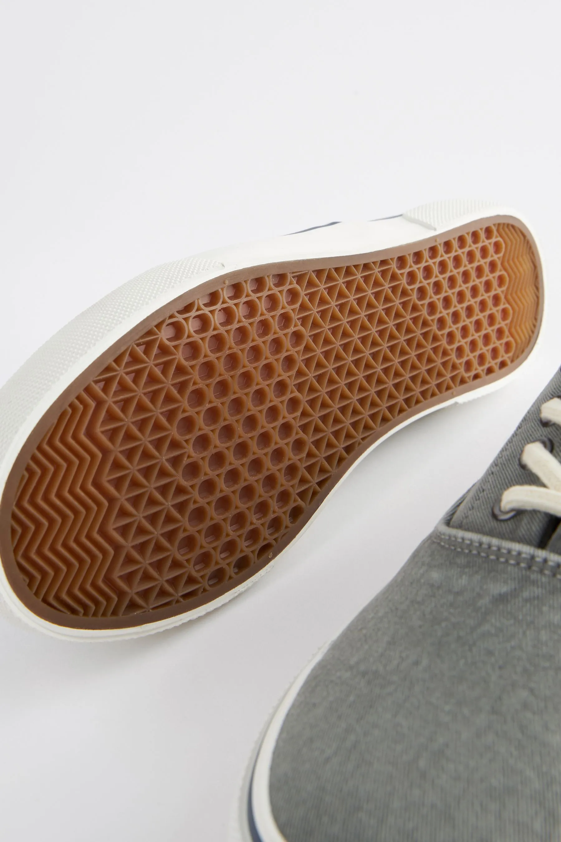 Sneakers di tela classiche