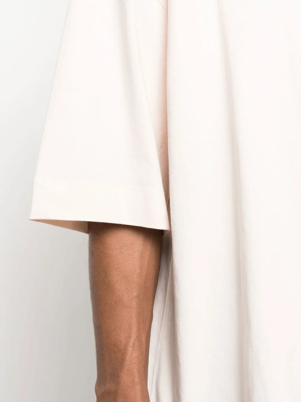 t-shirt oversize a manica corta