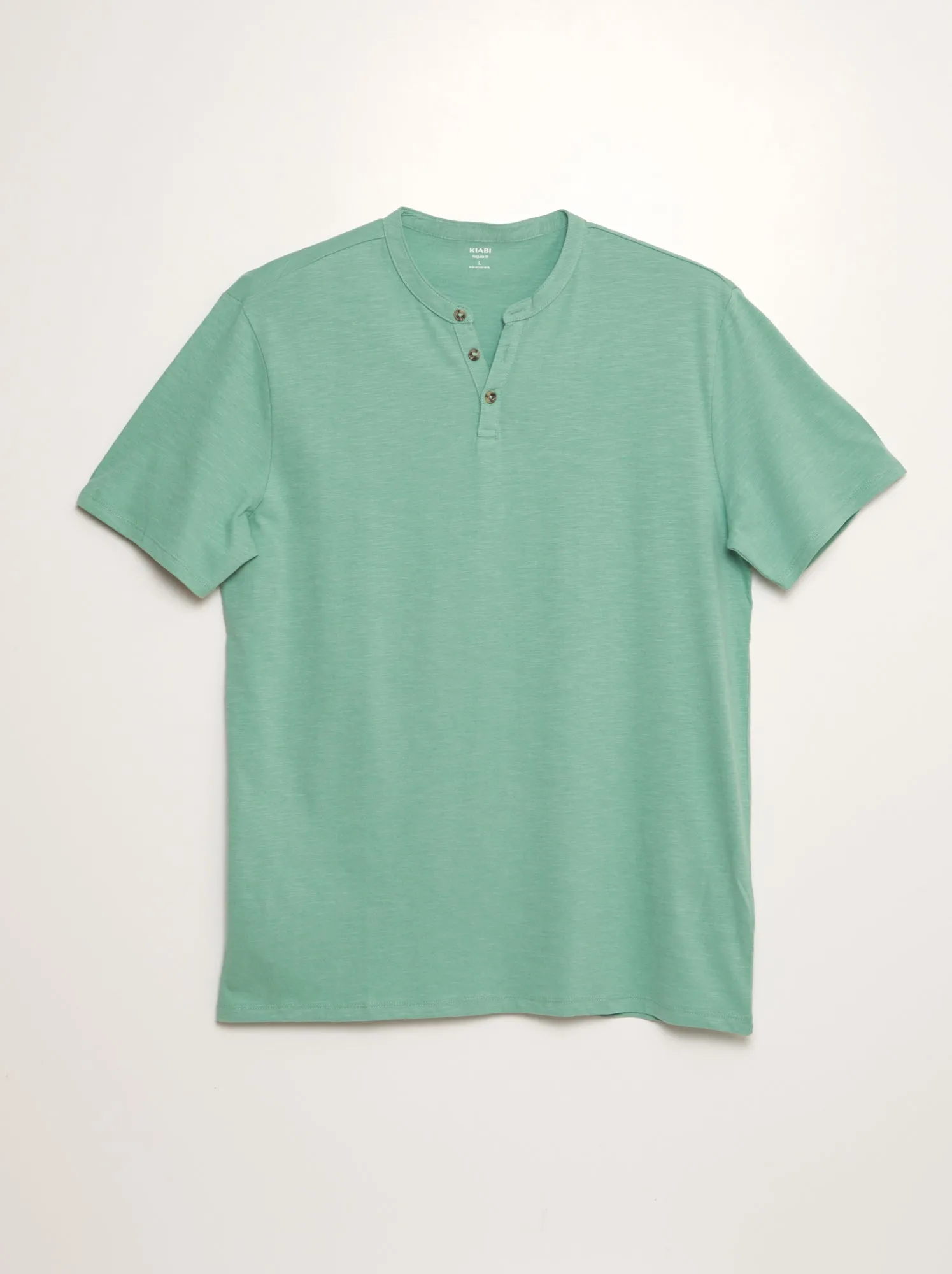T-shirt tinta unita con collo serafino - VERDE