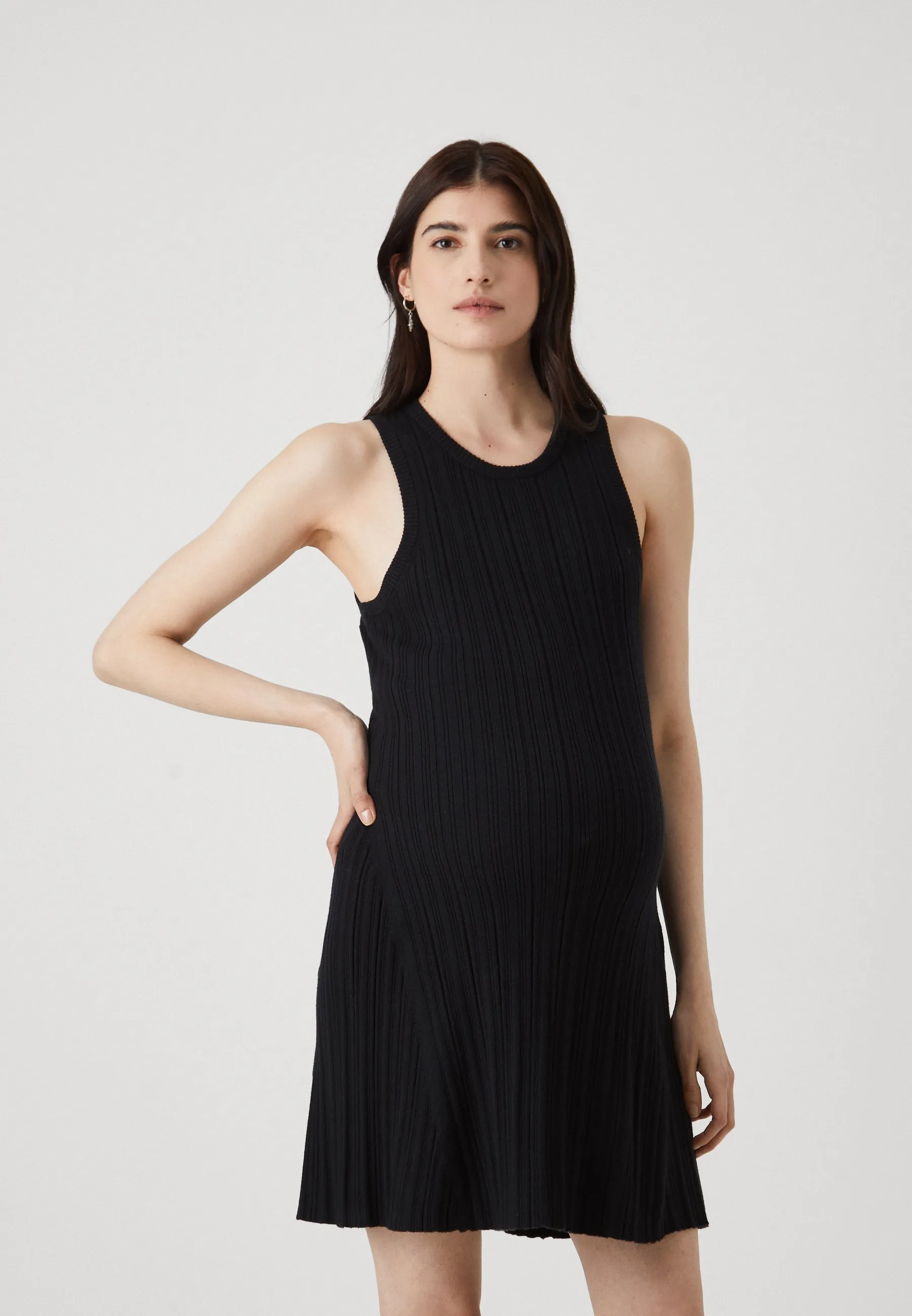 VMMSTEPHANIE O NECK DRESS - Vestito di maglina